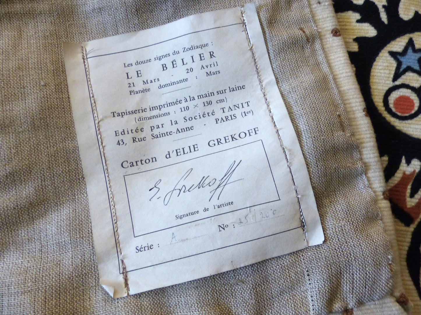 Tapisserie zodiacale Le Bélier en laine, carton d’Élie Grekoff, édition Tanit, Paris, circa 1970